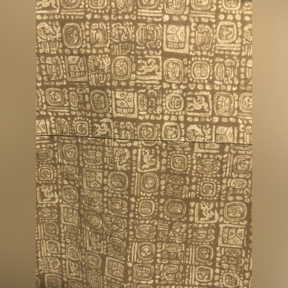 LL Bean Shirt Men's XL Tall Brown Short Sleeve Camp Aztec Print Mayan Symbol - Picture 7 of 7